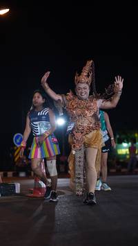 BIB: 
                            <button type="button" onclick="openModal(23154273)" class="btn btn-primary btn-sm float-right btn-popup" data-toggle="modal" data-target=".modal-high-quality">
                        <i class="fas fa-shopping-cart"></i> Add to Cart
                    </button>
                                            <button type="button" onclick="isThisMe(23154273, true)" class="btn btn-success btn-sm float-right btn-popup btn-isme hidden" data-toggle="tooltip" data-placement="bottom" title="นี่คือรูปของคุณใช่ไหม คลิกที่นี่เพื่อเอาเข้าอัลบั้ม">
                        <i class="fas fa-plus"></i> Add to album
                    </button>
                    <button type="button" onclick="isThisMe(23154273, false)" class="btn btn-warning btn-sm float-right btn-popup btn-isnotme hidden">
                        <i class="fas fa-ban"></i> Remove from album
                    </button>